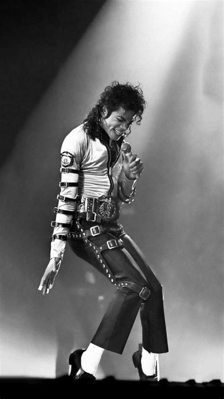 Cool Michael Jackson Photos: A Visual Journey Through the King of Pop's Iconic Moments