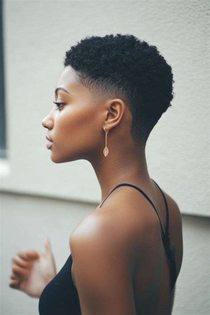 Natural Hair Cuts Short: Embrace Your Natural Beauty with Chic Styles